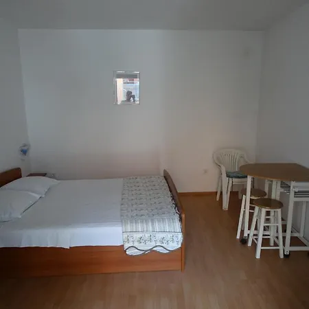 Apartament Ivanka *